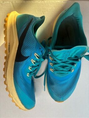 Nike Womens Air Zoom Pegasus 36 Trail running shoes in Light Current Blue 10